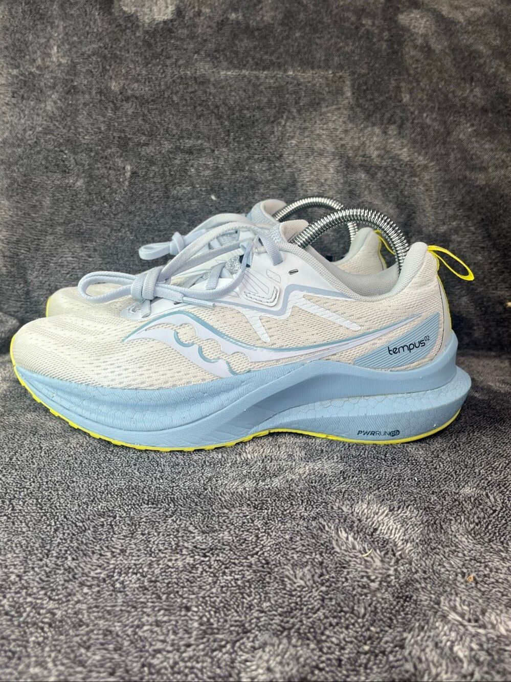 Saucony Tempus 2 Light Blue Yellow Womens Sneakers Size 7.5